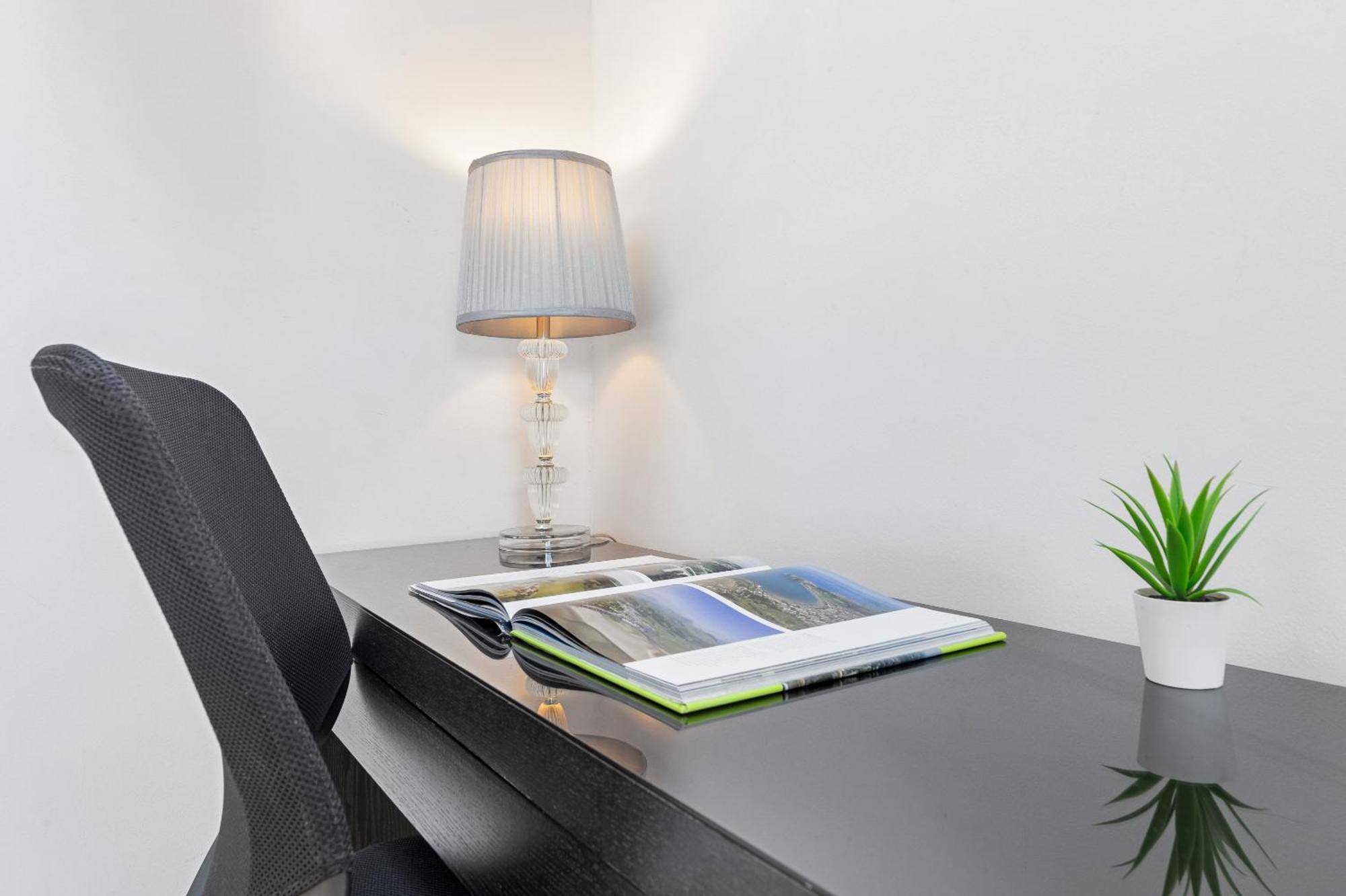 Luxury 4-Bedroom Modern Flat In Central London Steps From Station, Sleeps 9 In Style! エクステリア 写真
